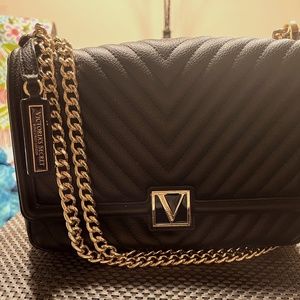 The Victoria Secret Medium Shoulder Bag Winter 2020